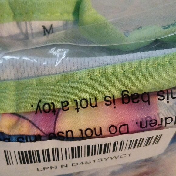 Female Washable Dog Diapers Reusable Highly Absorbent Mermaid print Sz M NWT - Picture 3 of 3